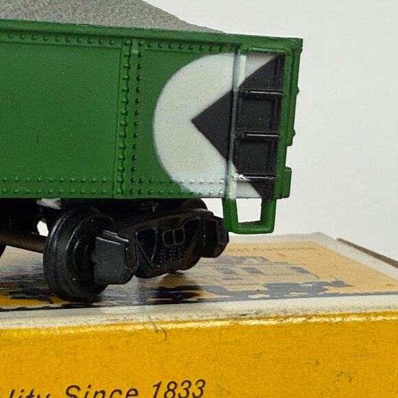 Bachmann HO Scale Train Cars Lot CP Rail Coal car Shell Plastics Box car w/boxes - Picture 4 of 9